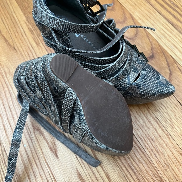 Jeffery Campbell platforms - Picture 2 of 3